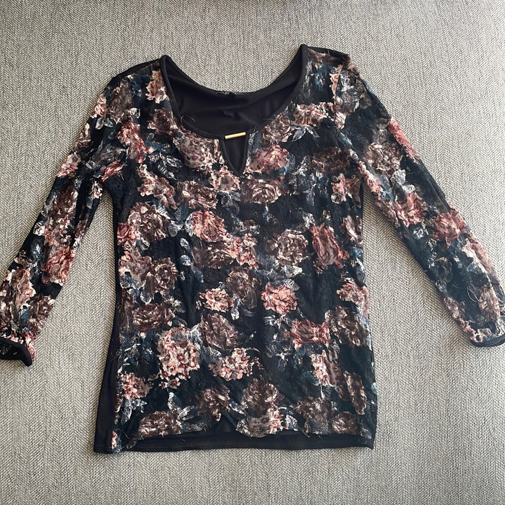 Floral top